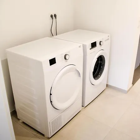 Hotel New Ground Floor Duplex *